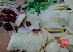 鱼干蒸土豆的做法图解2