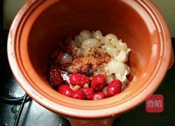 鲜龙眼红枣甜汤的做法图解5