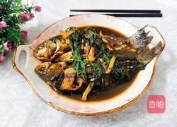 葱香鲫鱼的做法图解12