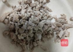 皮蛋瘦肉粥的做法图解3