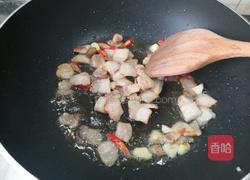 包菜炒回锅肉的做法图解3