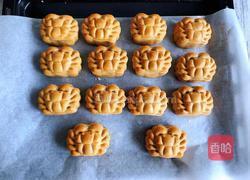 蛋黄月饼（螃蟹造型）的做法图解12