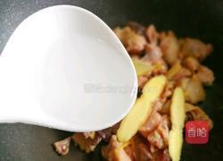营养滋补的虫草炖鸡汤的做法图解5
