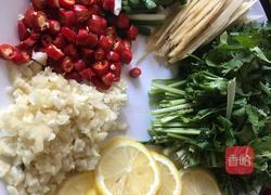 网红柠檬鸡爪的做法图解1