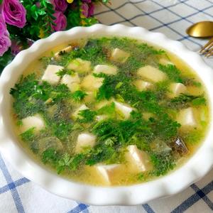 皮蛋豆腐汤