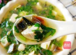 皮蛋豆腐汤的做法图解2