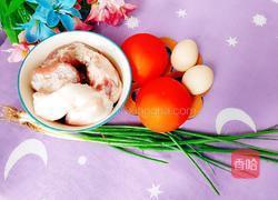 番茄鸡蛋肉圆汤的做法图解1