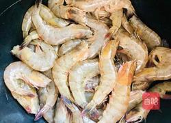 家常炒虾的做法图解1