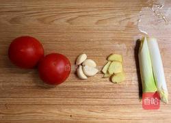 家常番茄炖牛肉的做法图解3