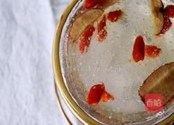 红枣枸杞炖雪燕的做法图解5