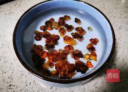 桃胶小米南瓜汤的做法图解2