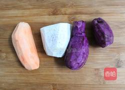 椰奶花蜜丸子汤的做法图解1