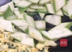 火腿丝瓜炒鸡蛋的做法图解6