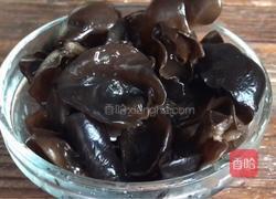 木耳烧黄瓜的做法图解1