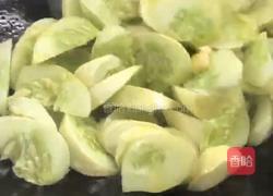 木耳烧黄瓜的做法图解5