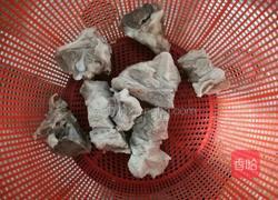 玉米排骨汤的做法图解5