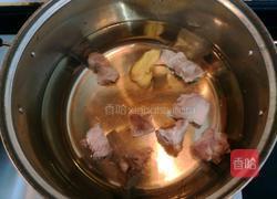 玉米排骨汤的做法图解6