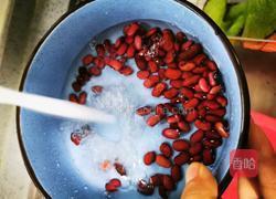 赤豆紫米百合粥的做法图解2