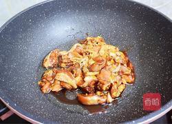 香菇鸡腿焖饭的做法图解5