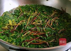 养生花生碎拌马齿苋的做法图解2