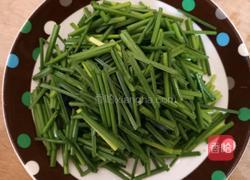 韭苔炒鸡蛋的做法图解2