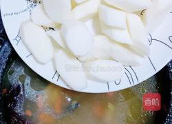 滋补乌鸡山药汤的做法图解12