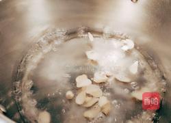 南瓜红枣百合汤的做法图解7