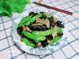 咸水鸭肝炒时蔬的做法[图]