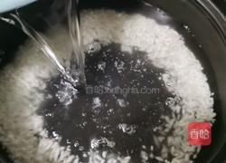 皮蛋瘦肉粥的做法图解4