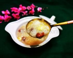 百合蓮子赤豆養(yǎng)顏粥