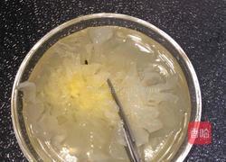 银耳雪梨莲子羹的做法图解6