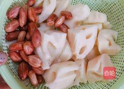 莲藕花生排骨汤的做法图解5