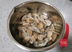 花甲蒸水蛋的做法图解1