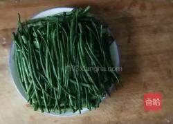 麻辣干煸豆角的做法图解2