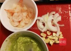 牛油果虾仁意面的做法图解5