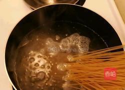 牛油果虾仁意面的做法图解6