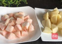 鲜桃烧土豆的做法图解2