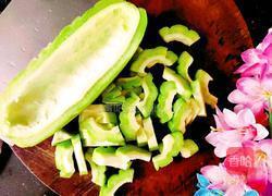 红烧苦瓜的做法图解2