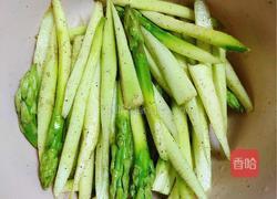 迷迭香黑胡椒牛排的做法图解5