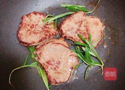迷迭香黑胡椒牛排的做法图解11
