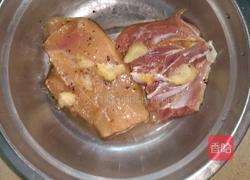 香煎鸡排的做法图解1