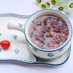 奶香红豆薏米杂粮粥的做法[图]