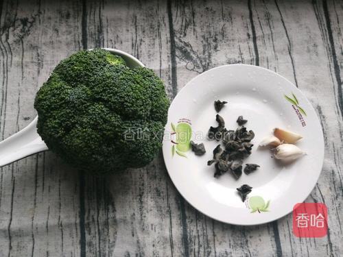 准备好食材。