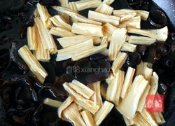 凉拌木耳腐竹黄瓜的做法图解7