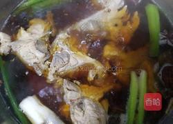 脊骨老汤面的做法图解1