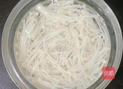 凉拌黄瓜金针菇的做法图解10