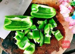 胡萝卜青椒炒杏鲍菇的做法图解4