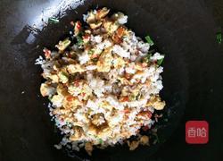 简易蛋炒饭的做法图解4