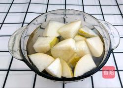 银耳雪梨汤的做法图解2