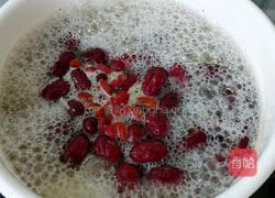 银耳雪梨汤的做法图解10